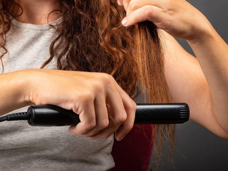 How to Maintain Body Wave Hair How to Maintain Body Wave Hair 08 08 2025 2 - Luxshine Hair Frequent flat-ironing will eventually loosen the wave pattern