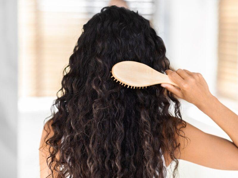How to Maintain Body Wave Hair How to Maintain Body Wave Hair 08 08 2025 9 - Luxshine Hair Use fingers or a wide-tooth comb body wave hair