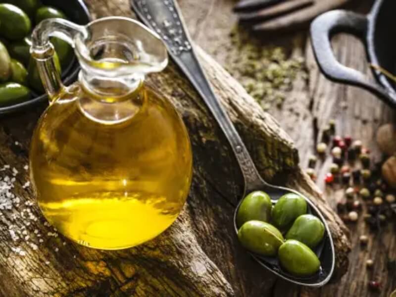 Olive oil - an available ingredient for hair care