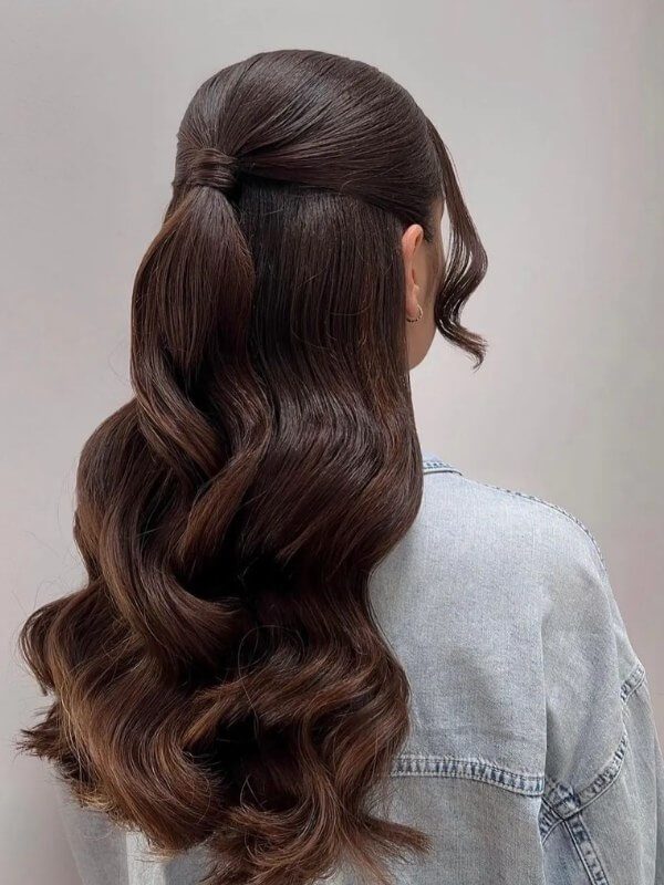 5 Minute Hairstyles With Halo Hair Extensions For A Lazy Day