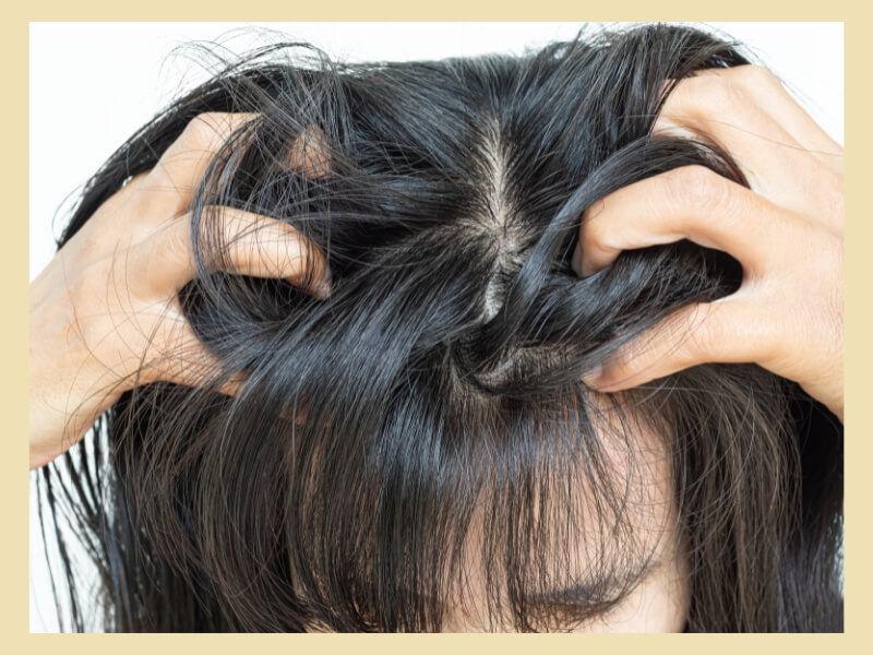 Glue, beads,... used for extensions can irritate sensitive scalps