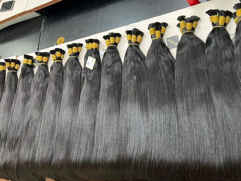 80-90% of East Asians have straight hair