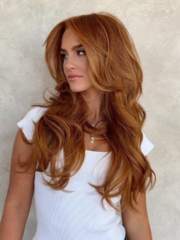 Light layers that enhance the color’s natural flow