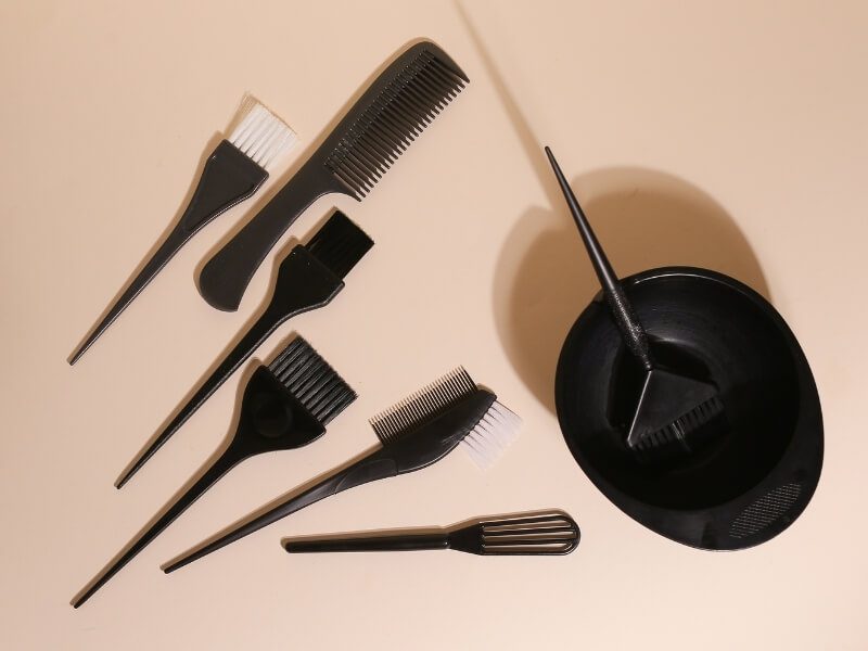 Necessary tools and materials for “How to dye hair bundles?”