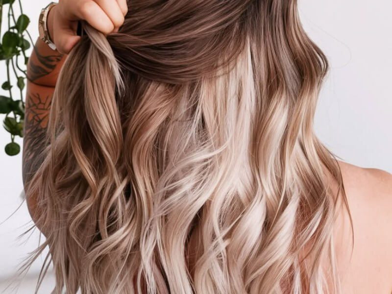 Peekaboo highlights are perfect if you want to experiment with color without going all in