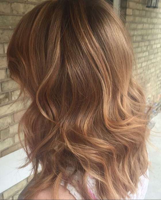 Chestnut brown hair with strawberry blonde highlights