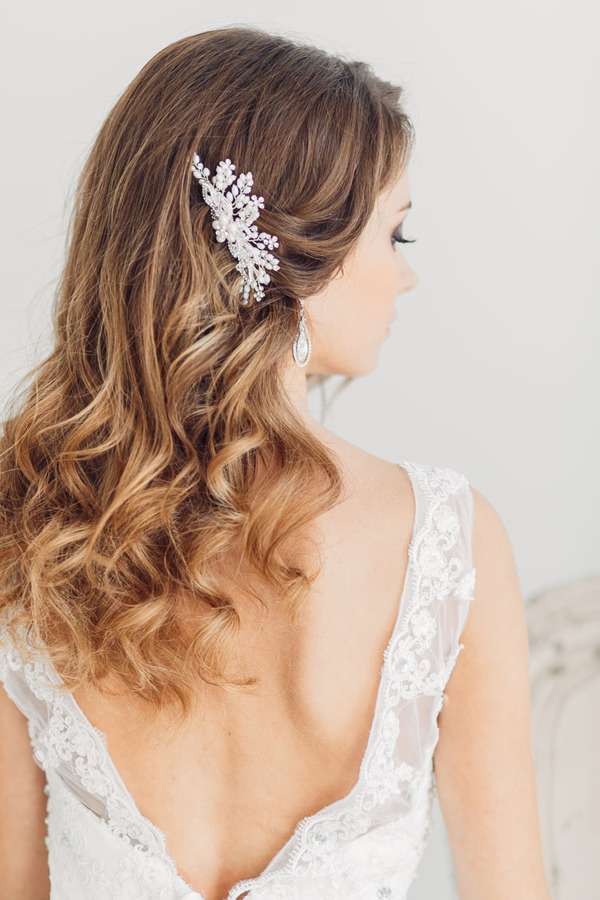 bridal hairstyles with medium length hair