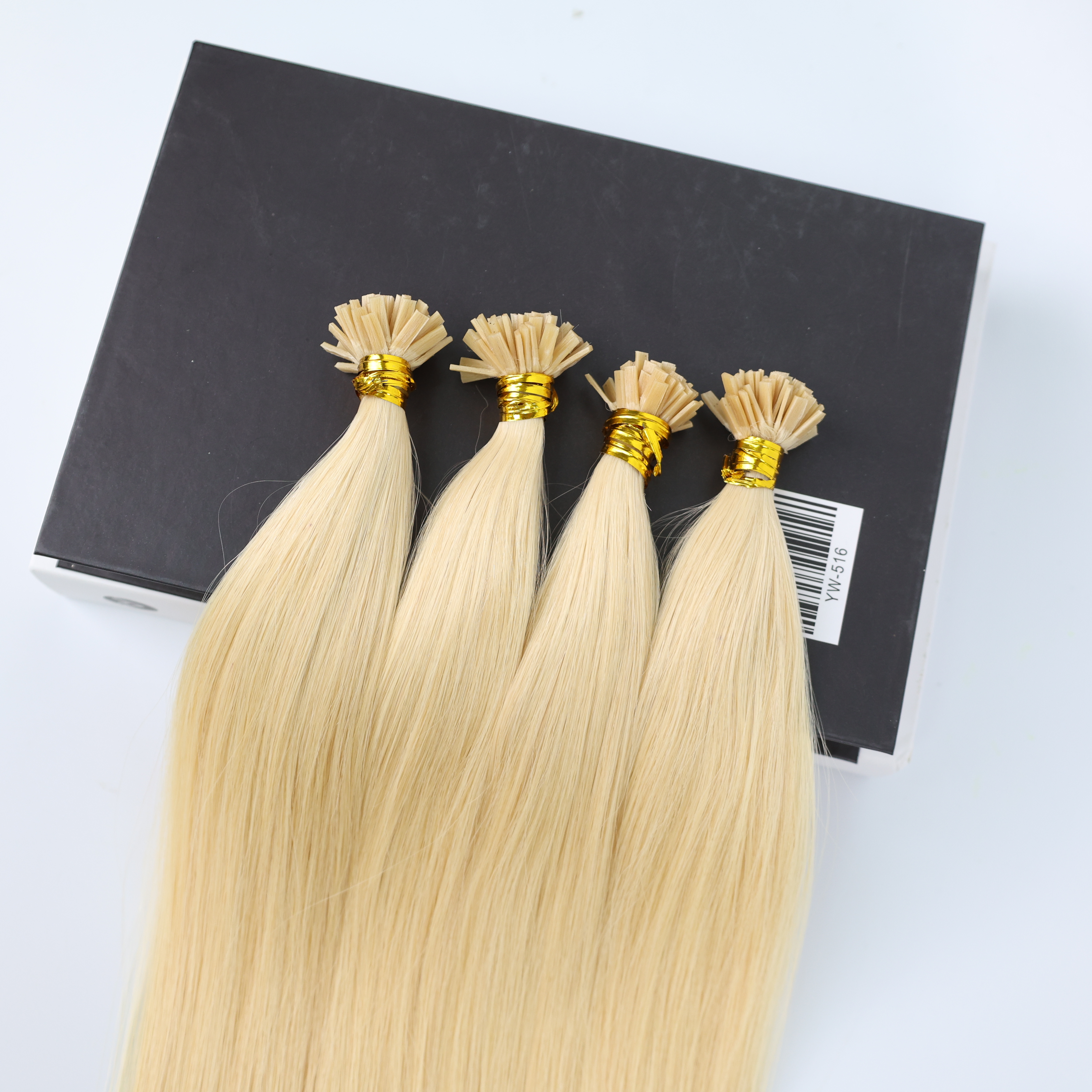 Close-up of aligned Remy hair cuticles