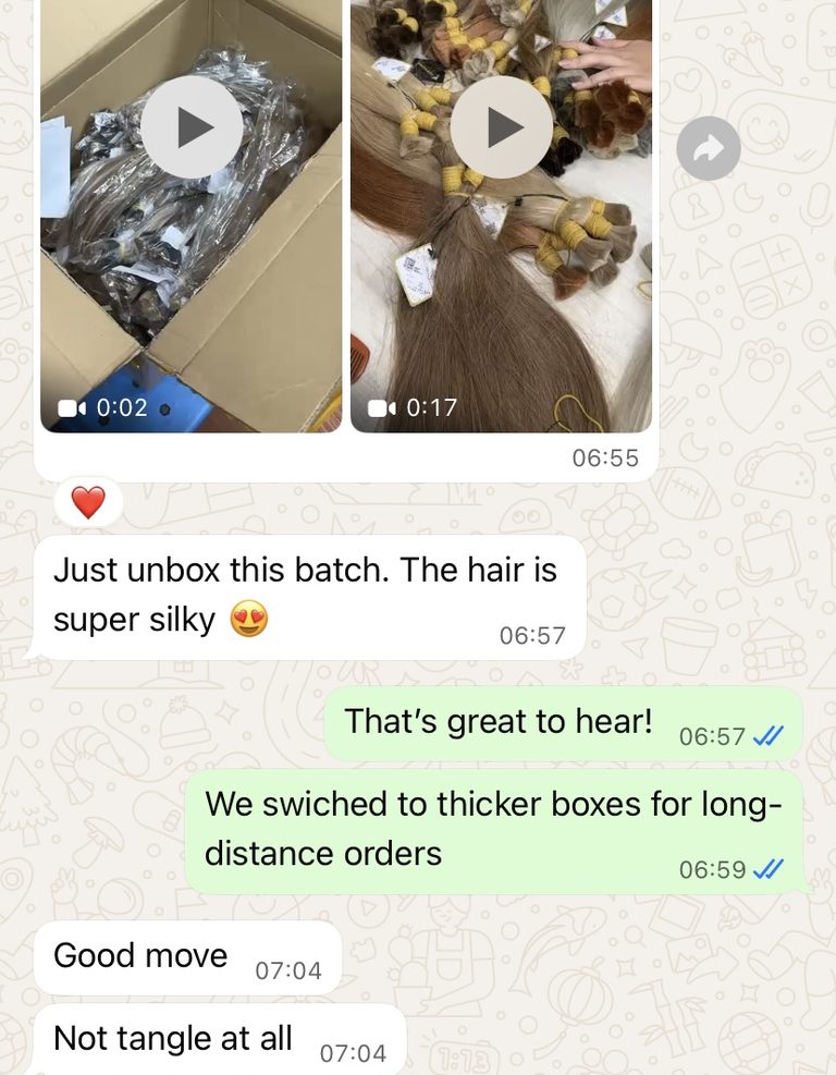 A partner's chat: just unboxed this batch, the hair is super silky; we switched to thicker boxes for long-distance orders. Not tangled at all.