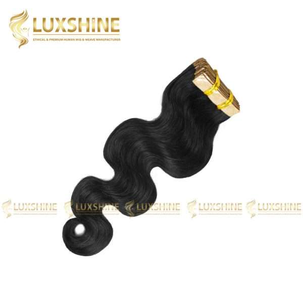 tape in water body wavy natural luxshinehair 01 2